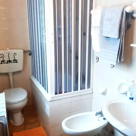 公寓 Meridian House 2 莱科